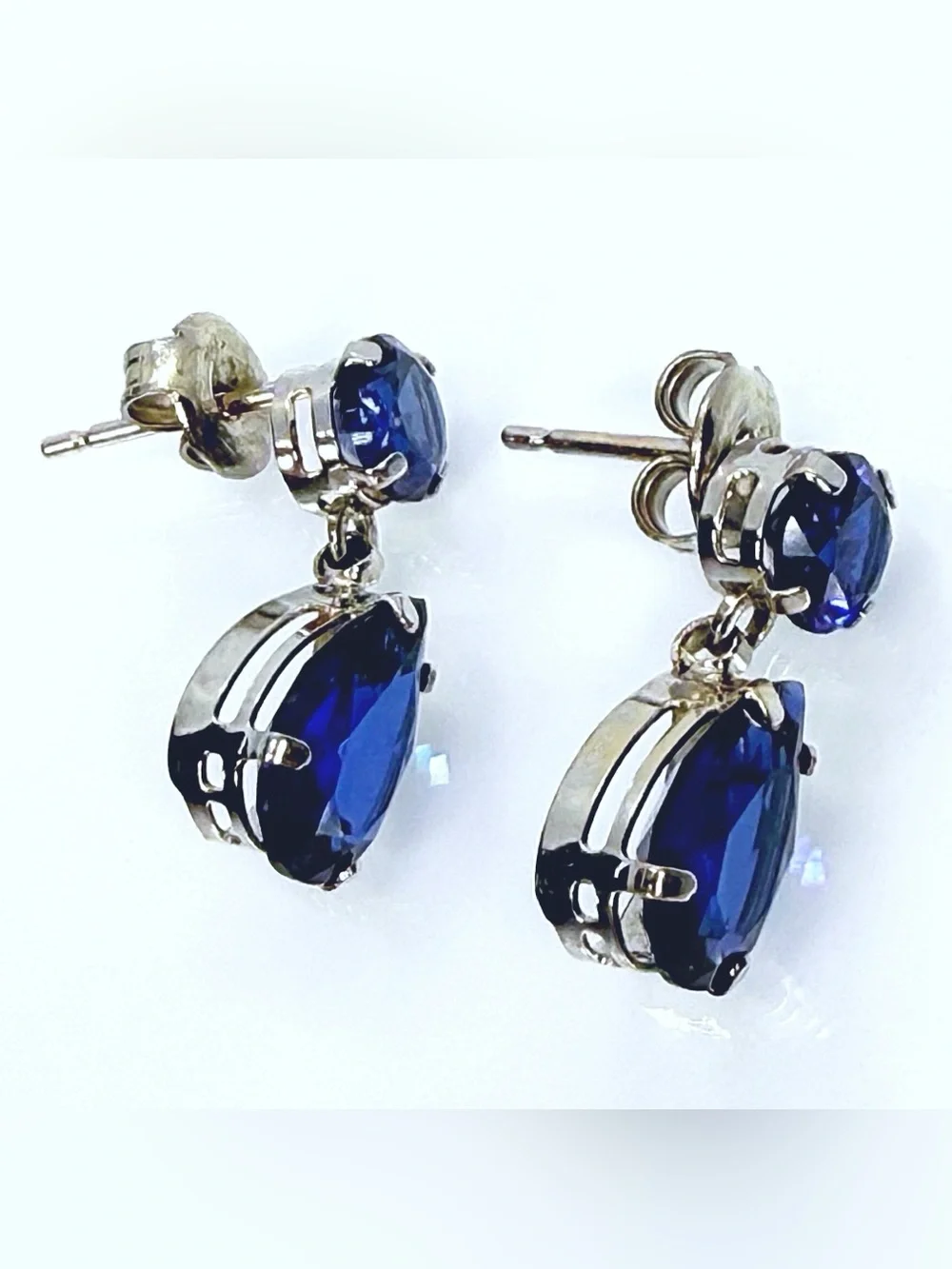 10k White Gold Blue Diamond / Sapphire Earrings!